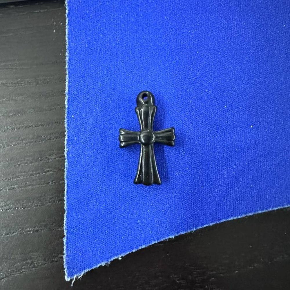 Onyx stone cross pendant